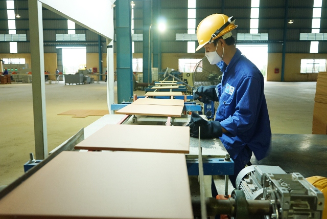(VTC News) - Gạch Clinker: Giải phát tốt nhất cho các công trình biển, nhà máy hóa chất